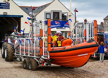 Beaumaris lifeboat ready to launch on lifeboat day