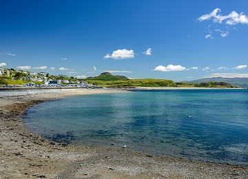 The beautiful oval shaped beach at Criccieth