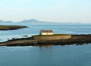 St cwyfans as the tide comes in