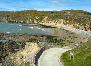The beach at Porth Swtan